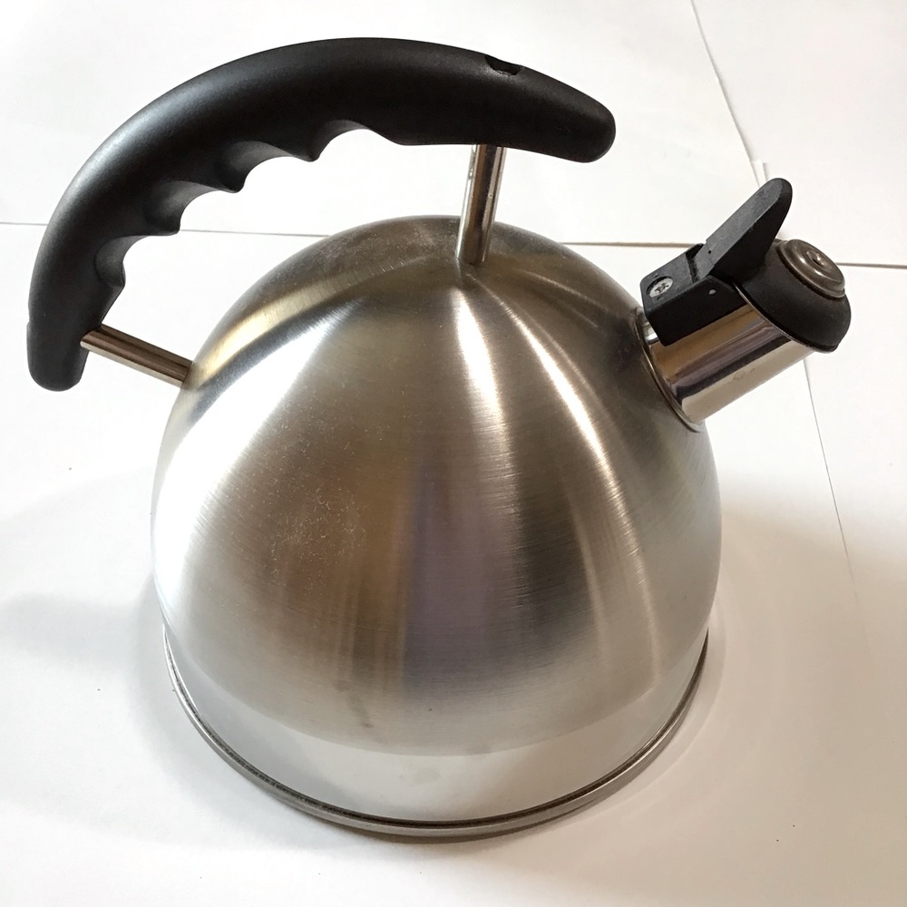 Tea Kettle 2.5 Qt Stainless Steel Whistling Stovetop Kitchen Black Silvertone